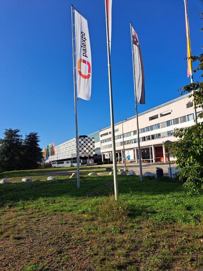 Privatunterkunft Chambre Chez Habitant Pres Aeroport - Palexpo - Onu De Genf