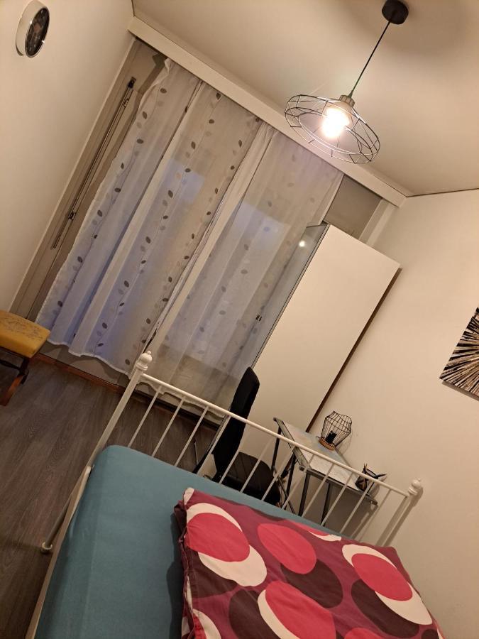 Habitación en casa particular Chambre Chez Habitant Près Aéroport - Palexpo - Onu De Ginebra